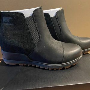 Sorel Evie Pull-On Boots